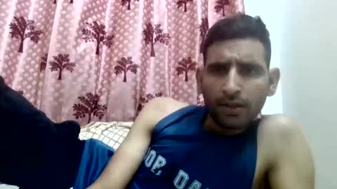 akash online show from 09/30/25, 08:41