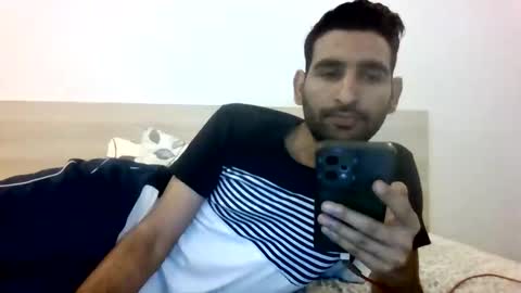 akash online show from 10/19/25, 03:40