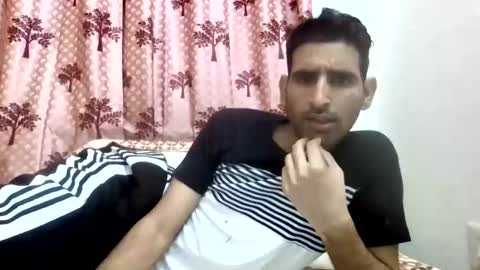 akash online show from 10/26/25, 09:15