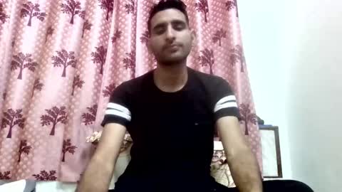 akash online show from 11/12/25, 08:37