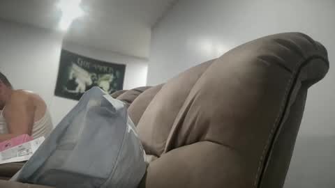 Snapshot of bigcocksuckingslut chatting on 12/18/24, 02:32 bigcocksuckingslut online show from 12/18/24, 02:32