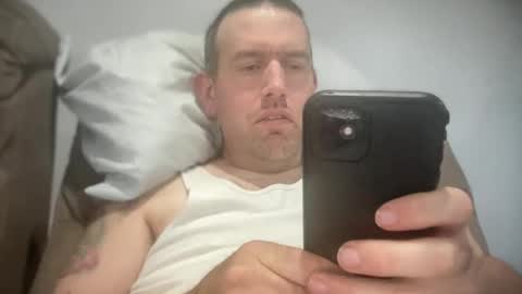 Snapshot of bigcocksuckingslut chatting on 01/04/25, 06:30 bigcocksuckingslut online show from 01/04/25, 06:30