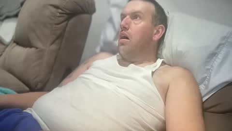 Snapshot of bigcocksuckingslut chatting on 01/05/25, 05:51 bigcocksuckingslut online show from 01/05/25, 05:51