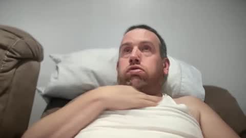 Snapshot of bigcocksuckingslut chatting on 01/09/25, 02:01 bigcocksuckingslut online show from 01/09/25, 02:01