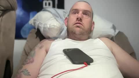 Snapshot of bigcocksuckingslut chatting on 01/30/25, 01:55 bigcocksuckingslut online show from 01/30/25, 01:55