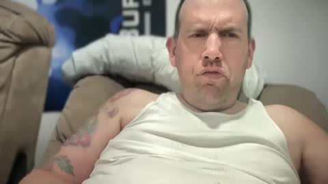 Snapshot of bigcocksuckingslut chatting on 02/27/25, 02:10 bigcocksuckingslut online show from 02/27/25, 02:10