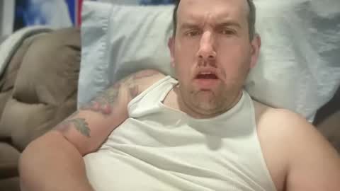 Snapshot of bigcocksuckingslut chatting on 03/09/25, 09:36 bigcocksuckingslut online show from 03/09/25, 09:36