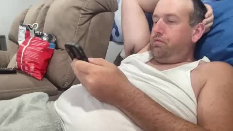 Snapshot of bigcocksuckingslut chatting on 10/19/25, 06:08 bigcocksuckingslut online show from 10/19/25, 06:08