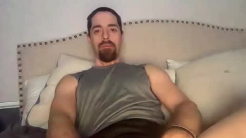 Snapshot of bigdaddy75333 chatting on 12/22/25, 04:42 bigdaddy75333 online show from 12/22/25, 04:42