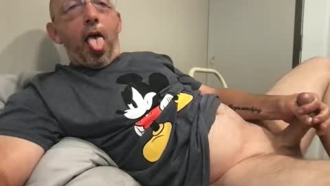 Snapshot of bigdaddydelight chatting on 05/04/26, 05:20 bigdaddydelight online show from 05/04/26, 05:20