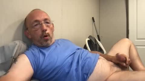 Snapshot of bigdaddydelight chatting on 05/29/26, 06:06 bigdaddydelight online show from 05/29/26, 06:06