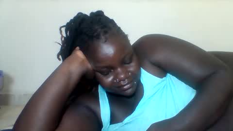 Snapshot of bigdarkass chatting on 01/16/25, 10:12 VIOLET online show from 01/16/25, 10:12