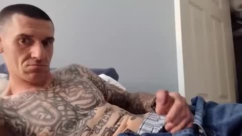 Snapshot of bigdickcumslikeariver chatting on 03/02/26, 05:31 Can you make me cum online show from 03/02/26, 05:31