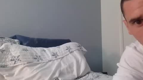 Snapshot of bigdickcumslikeariver chatting on 03/03/26, 04:46 Can you make me cum online show from 03/03/26, 04:46