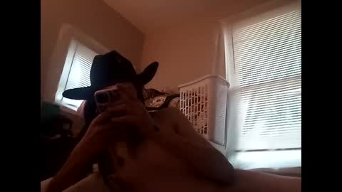 Snapshot of bigdickdaddy42023 chatting on 01/03/25, 02:51 Rooster P online show from 01/03/25, 02:51