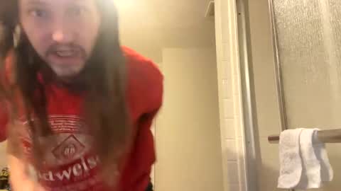 Snapshot of bigdickdaddy42023 chatting on 02/05/25, 02:37 Rooster P online show from 02/05/25, 02:37