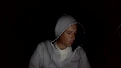 Snapshot of bigdickdangles472924 chatting on 09/25/25, 06:55 bigdickdangles472924 online show from 09/25/25, 06:55