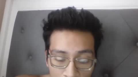 Snapshot of bigdickjojo17 chatting on 11/24/25, 05:01 JOJO online show from 11/24/25, 05:01