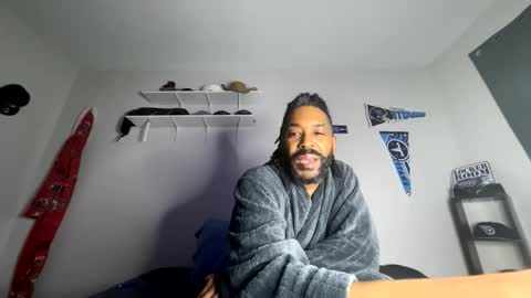 Snapshot of bigdinca chatting on 10/15/25, 11:21 bigdinca online show from 10/15/25, 11:21