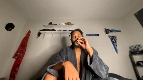 Snapshot of bigdinca chatting on 10/16/25, 11:33 bigdinca online show from 10/16/25, 11:33