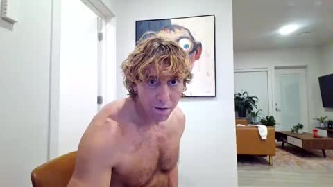 Snapshot of bigdmike6922 chatting on 11/15/25, 10:01 bigdmike6922 online show from 11/15/25, 10:01