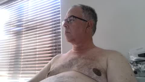 Snapshot of bigdylan17 chatting on 09/27/25, 11:10 Dylan 56 Taleah 53 online show from 09/27/25, 11:10