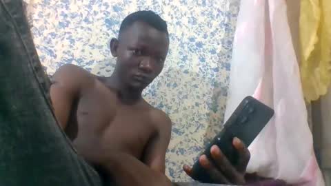 Ask in pvt online show from 11/23/25, 06:24