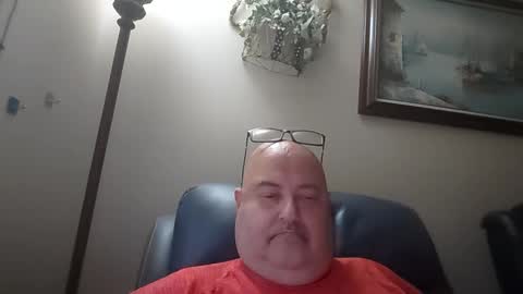Snapshot of bigfuzzyteddybear chatting on 05/17/26, 05:42 bigfuzzyteddybear online show from 05/17/26, 05:42