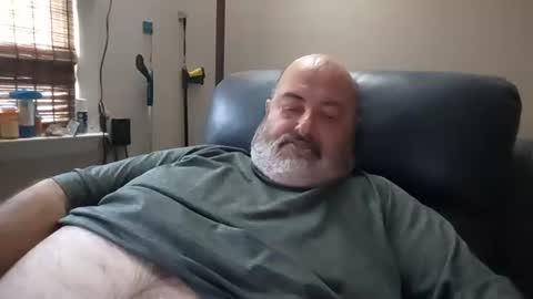 Snapshot of bigfuzzyteddybear chatting on 06/22/26, 08:28 bigfuzzyteddybear online show from 06/22/26, 08:28