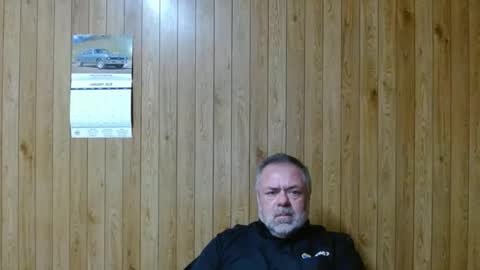 Snapshot of biggdaddi8 chatting on 03/19/26, 09:52 biggdaddi8 online show from 03/19/26, 09:52