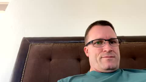 bigger22332233 online show from 12/30/24, 09:50