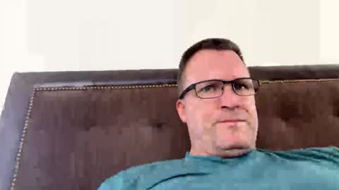 bigger22332233 online show from 02/10/25, 04:58