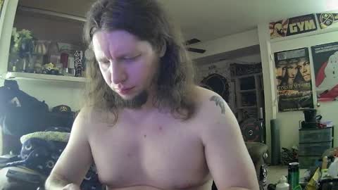 biggerisbetter21 online show from 01/30/25, 01:31