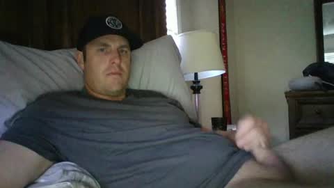 Snapshot of biggie19523064 chatting on 06/27/26, 03:28 biggie19523064 online show from 06/27/26, 03:28