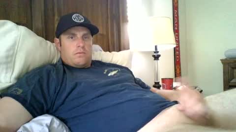 Snapshot of biggie19523064 chatting on 07/26/26, 07:43 biggie19523064 online show from 07/26/26, 07:43