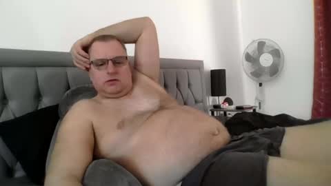 Snapshot of bigguy2014 chatting on 03/19/26, 11:58 bigguy2014 online show from 03/19/26, 11:58