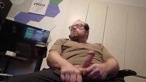 biggydee8989 online show from 02/14/26, 10:56