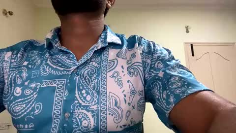 Snapshot of bighandsomesatisfy chatting on 12/28/24, 03:04 bighandsomesatisfy online show from 12/28/24, 03:04