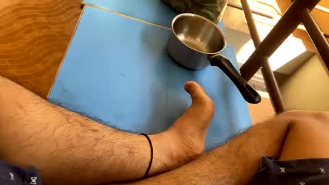 Snapshot of bighandsomesatisfy chatting on 12/29/24, 06:24 bighandsomesatisfy online show from 12/29/24, 06:24