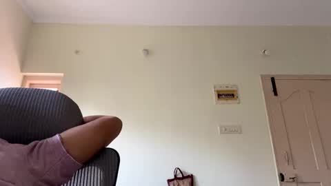 Snapshot of bighandsomesatisfy chatting on 12/30/24, 11:26 bighandsomesatisfy online show from 12/30/24, 11:26