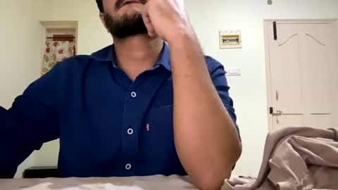 Snapshot of bighandsomesatisfy chatting on 01/01/25, 08:26 bighandsomesatisfy online show from 01/01/25, 08:26