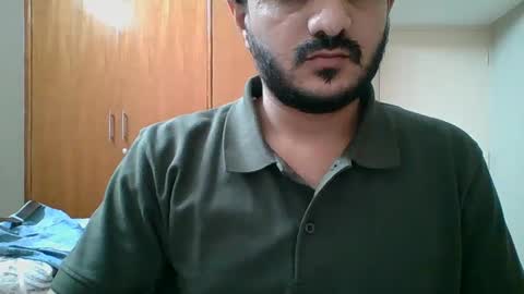 Snapshot of bighandsomesatisfy chatting on 01/04/25, 06:30 bighandsomesatisfy online show from 01/04/25, 06:30