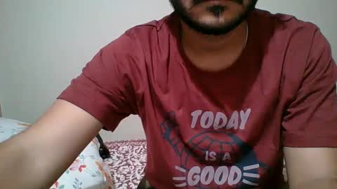 Snapshot of bighandsomesatisfy chatting on 01/06/25, 02:15 bighandsomesatisfy online show from 01/06/25, 02:15