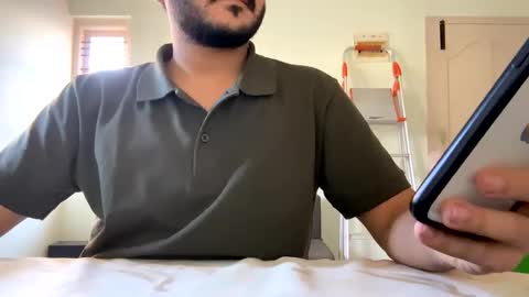 Snapshot of bighandsomesatisfy chatting on 01/06/25, 11:07 bighandsomesatisfy online show from 01/06/25, 11:07