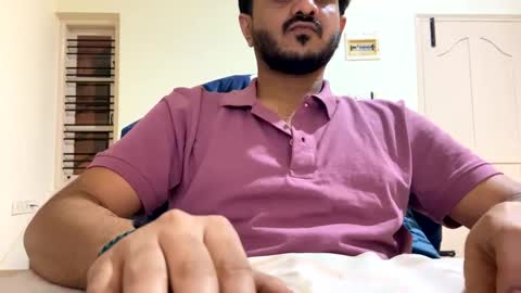 Snapshot of bighandsomesatisfy chatting on 01/11/25, 02:04 bighandsomesatisfy online show from 01/11/25, 02:04