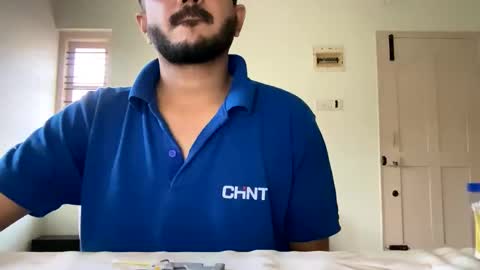 Snapshot of bighandsomesatisfy chatting on 01/17/25, 12:10 bighandsomesatisfy online show from 01/17/25, 12:10