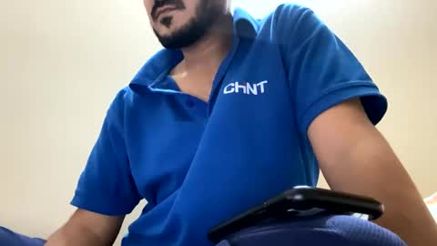 Snapshot of bighandsomesatisfy chatting on 01/17/25, 03:11 bighandsomesatisfy online show from 01/17/25, 03:11