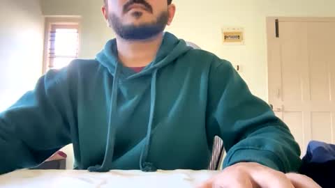 Snapshot of bighandsomesatisfy chatting on 01/25/25, 10:29 bighandsomesatisfy online show from 01/25/25, 10:29