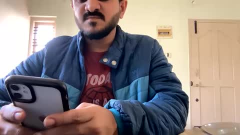 Snapshot of bighandsomesatisfy chatting on 02/08/25, 09:46 bighandsomesatisfy online show from 02/08/25, 09:46