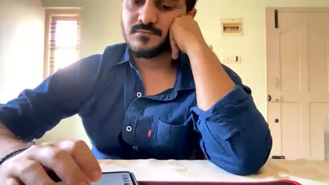 Snapshot of bighandsomesatisfy chatting on 02/09/25, 11:25 bighandsomesatisfy online show from 02/09/25, 11:25